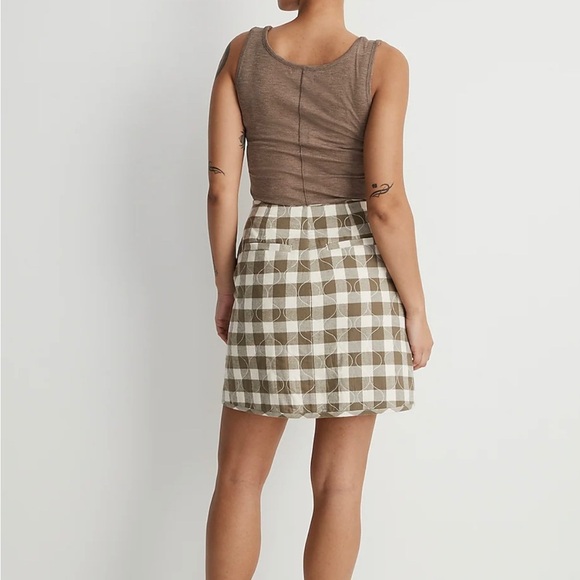Curvy Quilted Flannel Mini Skirt in Gingham Check - Picture 2 of 4